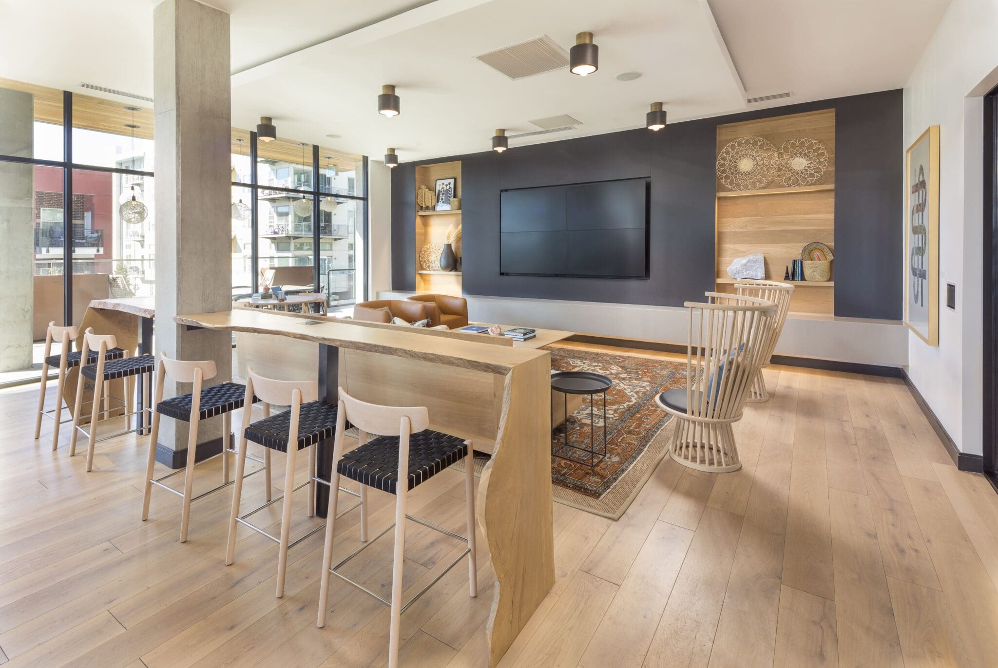 Modera LoHi 2 of 9