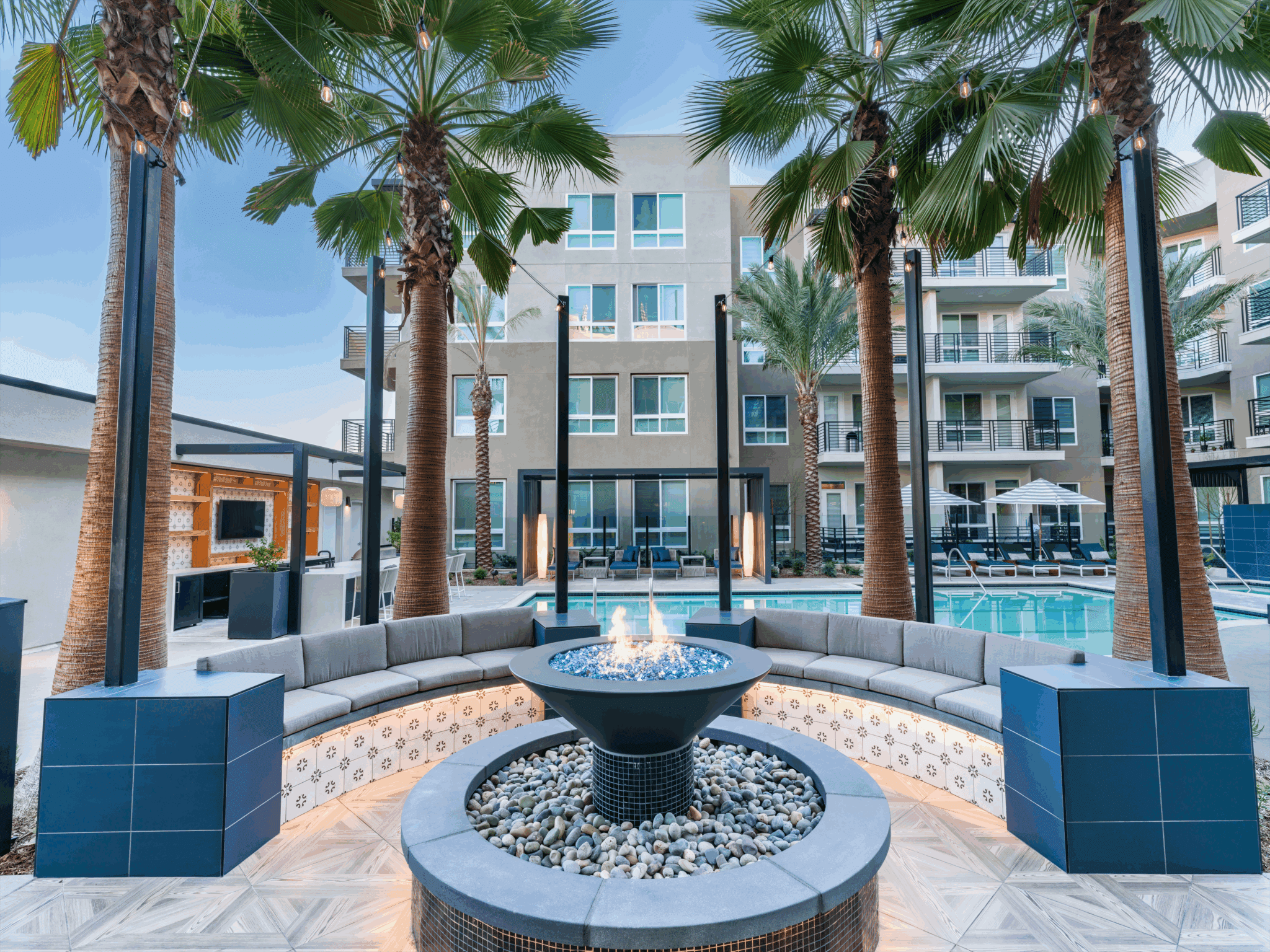 Modera Pomona 2 of 2